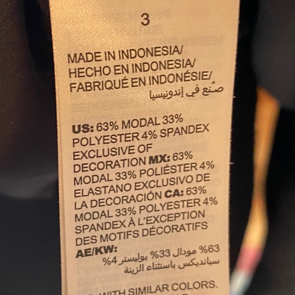 Chico's Black‎ Embroidered Tunic - Size 3 - Picture 10 of 11